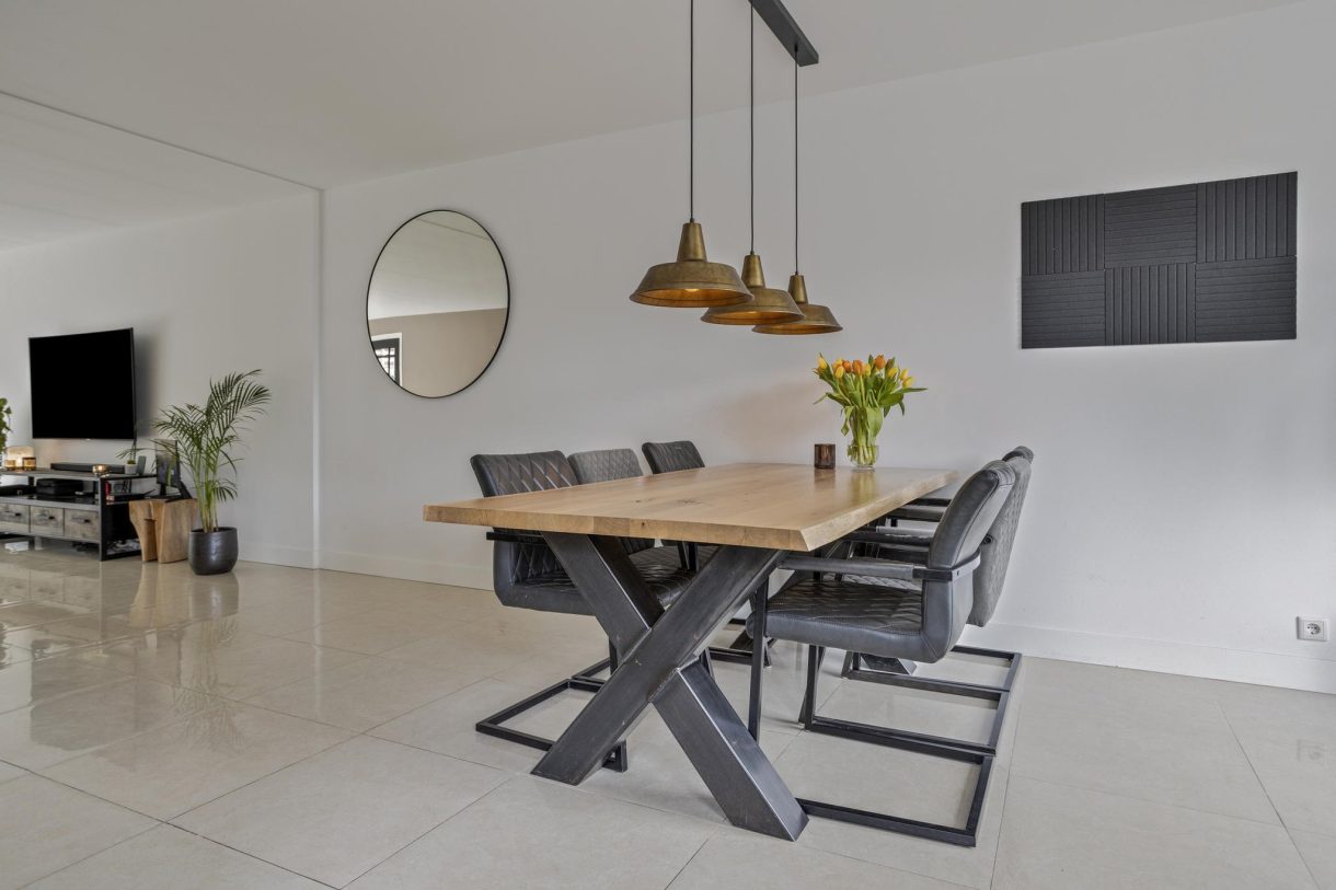 Te koop: Foto Woonhuis aan de Van Hovengaarde 20 in Nuenen