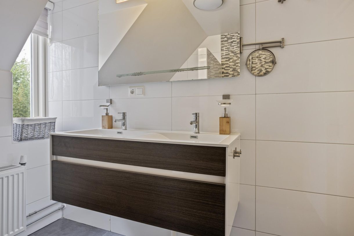 Te koop: Foto Woonhuis aan de Van Hovengaarde 20 in Nuenen