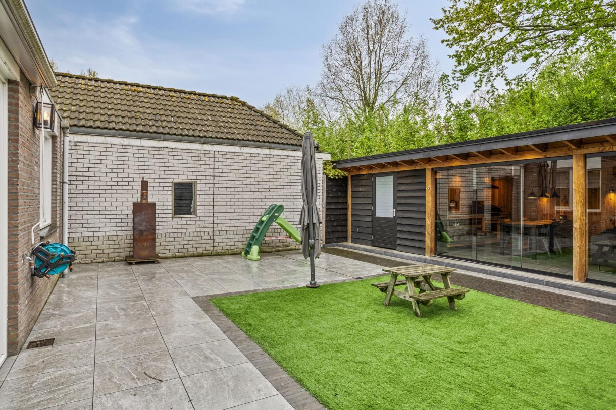 Te koop: Foto Woonhuis aan de Van Hovengaarde 20 in Nuenen