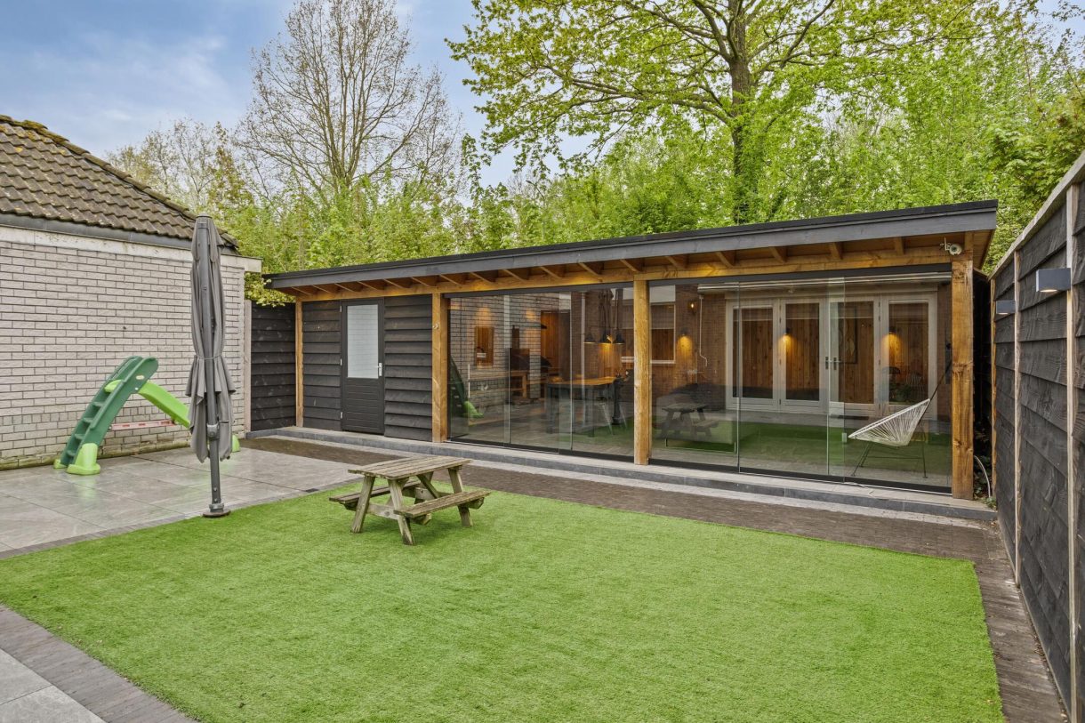Te koop: Foto Woonhuis aan de Van Hovengaarde 20 in Nuenen